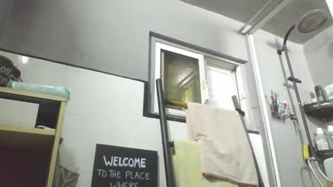 windowpane online show from September 28, 6:06 pm