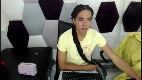 WinnyBarness online show from December 2, 2:10 am