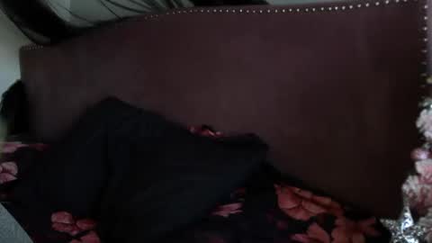 WishGoddes online show from December 15, 10:39 pm