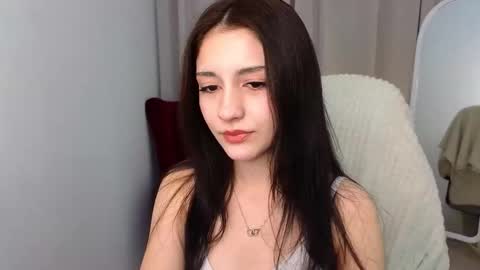 Snapshot of witavaron chatting on October 1, 7:51 am Vivian online show from October 1, 7:51 am