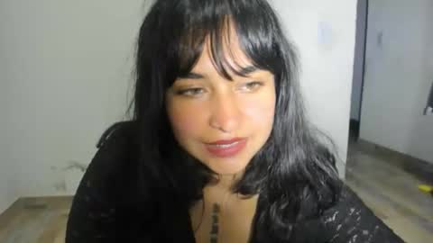 witch_3333 online show from June 10, 4:45 am
