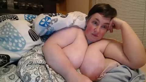 Annie online show from February 1, 5:15 am