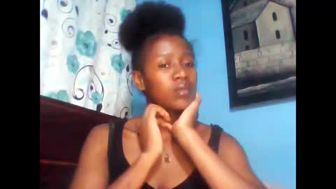 women10869586 online show from May 12, 1:31 pm