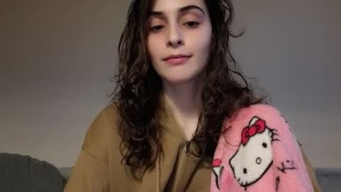 Stia online show from March 10, 3:05 pm