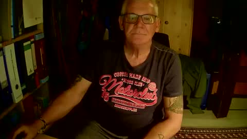 Always Horny online show from November 20, 6:05 pm