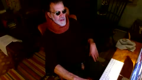 Chuck online show from March 4, 2:52 am