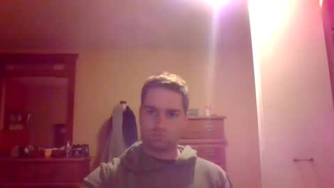 Snapshot of woodeee77 chatting on December 17, 5:07 am woodeee77 online show from December 17, 5:07 am