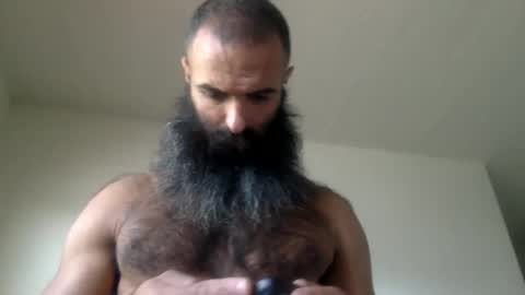 woof_wolf37 online show from March 5, 5:11 pm