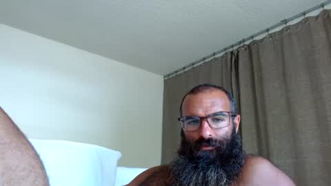 woof_wolf37 online show from July 11, 5:16 pm