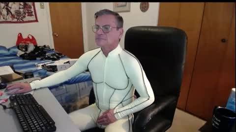 Large one  online show from January 18, 12:36 pm