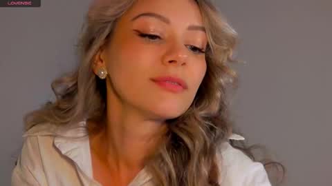 worldsbaby online show from January 10, 2:17 am