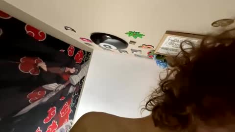 wrennieatedat online show from September 29, 4:33 am