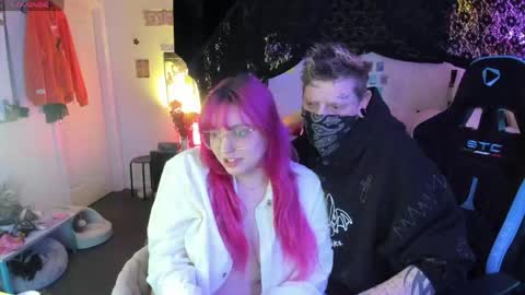 Wren Valentine online show from May 18, 12:11 pm