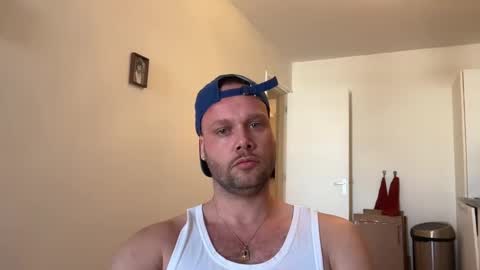 Snapshot of wsvogel chatting on February 16, 11:05 am joejoe online show from February 16, 11:05 am