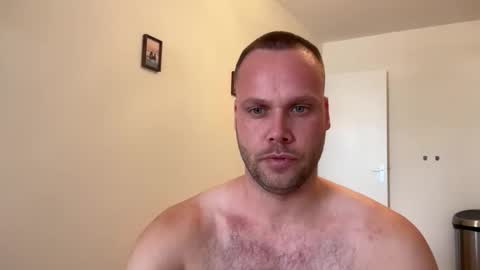 Snapshot of wsvogel chatting on October 29, 10:17 am joejoe online show from October 29, 10:17 am