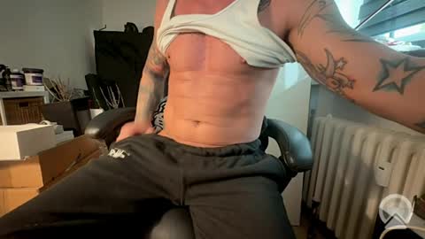 WTFboy82 online show from May 5, 6:52 am