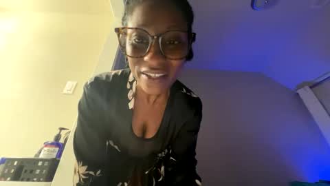 Wynter Heat online show from September 15, 7:21 am