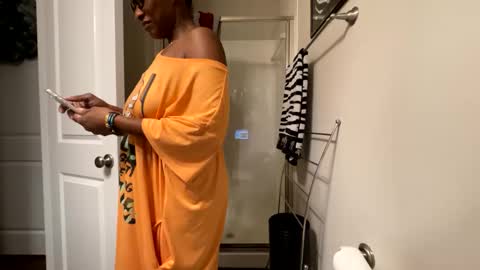 Wynter Heat online show from October 1, 8:02 am