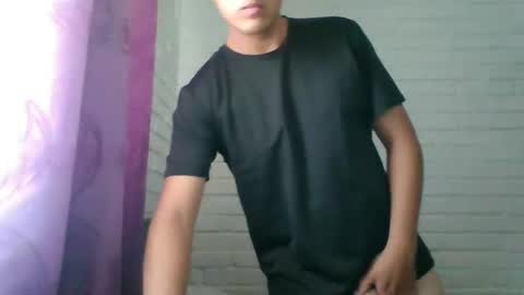 x_andrescam online show from February 27, 7:04 pm