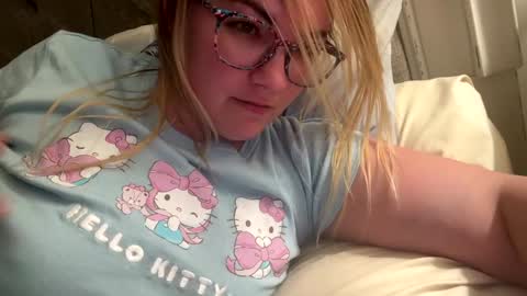 Mariah  online show from September 12, 7:21 am