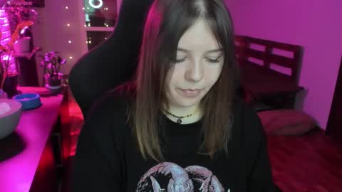 LOVE NERDS ONLY online show from February 17, 4:55 am