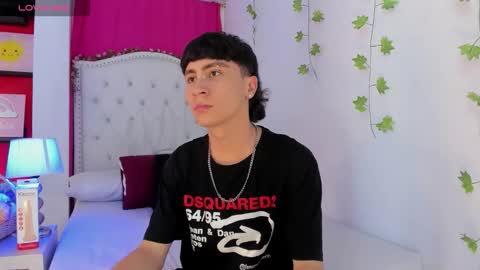 xaanderGrey online show from December 16, 8:04 pm