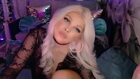 Snapshot of xalexax chatting on March 1, 6:11 pm sooo hey im Sperm Mystik from Fuckistan i want you full my all holes bcs i have penis fever online show from March 1, 6:11 pm