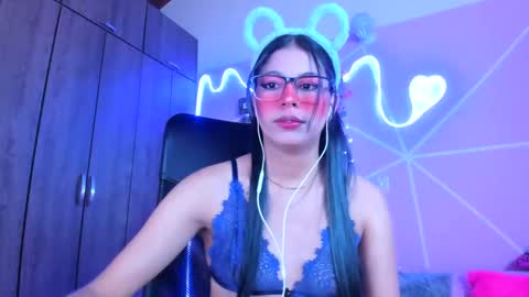 Snapshot of xallysonx_ chatting on February 27, 11:50 am XALLYSONX online show from February 27, 11:50 am