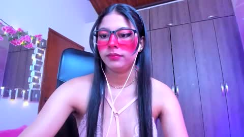 Snapshot of xallysonx_ chatting on September 25, 11:50 am XALLYSONX online show from September 25, 11:50 am