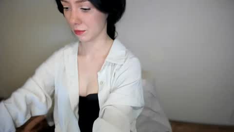 xan_ex online show from June 18, 9:09 pm