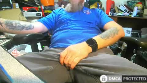 xander71972 online show from April 21, 1:29 pm