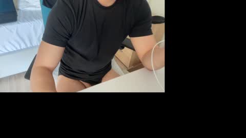 uncutrice online show from February 7, 11:45 pm