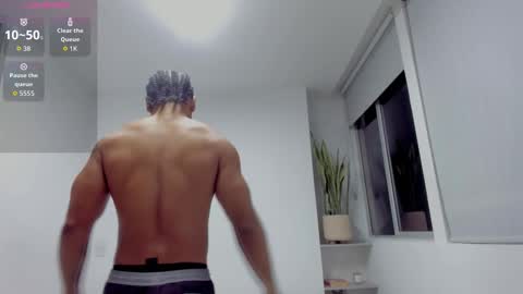 Xavier online show from March 1, 2:49 am