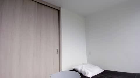 Snapshot of xavier_colleman chatting on February 14, 8:05 pm Xavier online show from February 14, 8:05 pm