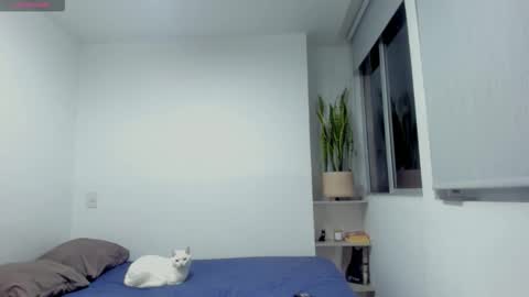 Snapshot of xavier_colleman chatting on October 1, 12:32 am Xavier online show from October 1, 12:32 am