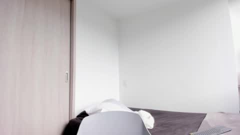 Snapshot of xavier_colleman chatting on February 27, 8:53 pm Xavier online show from February 27, 8:53 pm