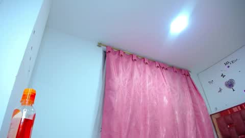 xayu online show from February 3, 2:03 am