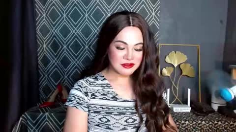 Godess  Lucy online show from March 23, 5:07 pm