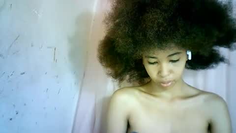 xenna610827 online show from February 18, 6:15 am