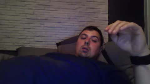 xfikusx44 online show from October 31, 4:51 pm