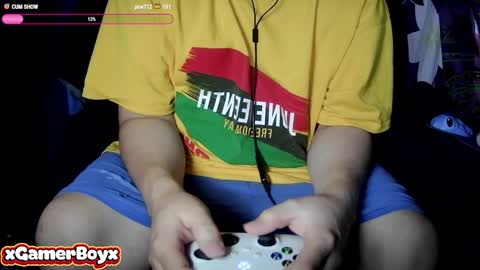 Snapshot of xgamerboyx chatting on October 20, 6:40 am xgamerboyx online show from October 20, 6:40 am