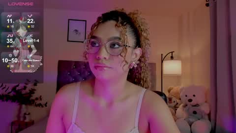 camila online show from April 4, 8:49 pm