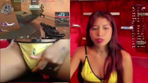 Snapshot of ximenareid chatting on March 7, 2:04 am Ximena online show from March 7, 2:04 am