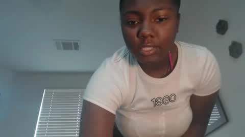 Ximora online show from May 6, 1:17 pm