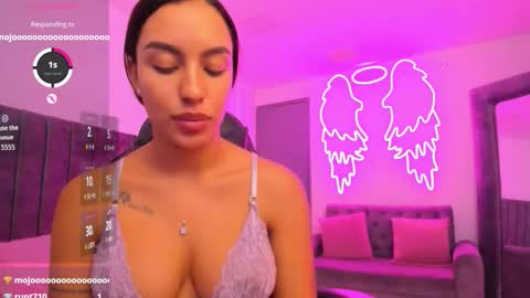 Snapshot of xiomara_cortes chatting on October 1, 7:46 pm xiomara_cortes online show from October 1, 7:46 pm