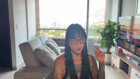 xisisxx online show from October 27, 9:37 pm