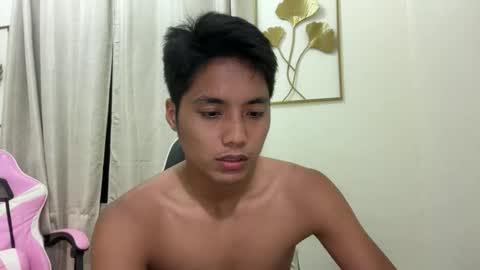 SECRET online show from March 29, 7:59 pm