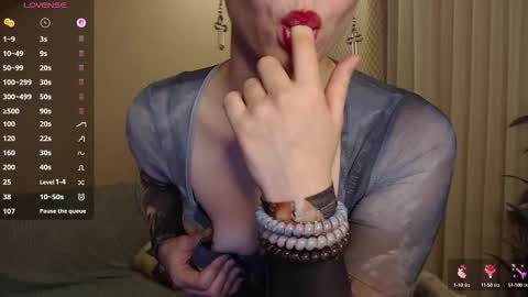 Snapshot of xolunaxxx chatting on October 23, 2:24 am Luna online show from October 23, 2:24 am