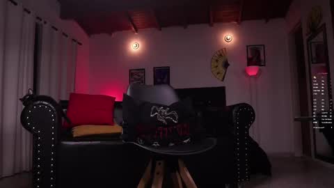 Snapshot of xomega_02 chatting on October 4, 12:41 am online show from October 4, 12:41 am