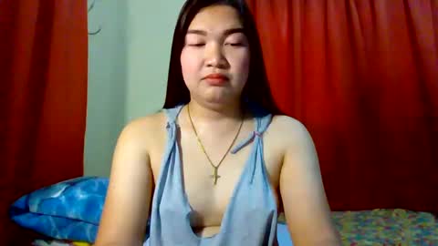 Snapshot of xsweetiemajax chatting on February 4, 1:56 am HI IM PAULINE online show from February 4, 1:56 am